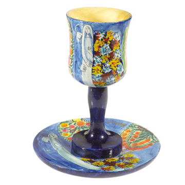 Picture of גביע קידוש + תחתית - ציור יד על עץ - חתן וכלה - CU-8 | יאיר עמנואל